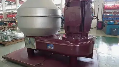 Саморазгружающаяся тарельчатая центрифуга